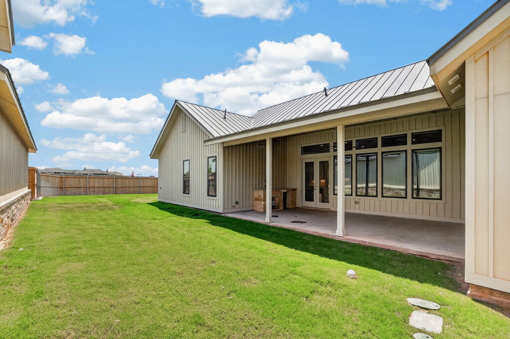 5604 Lost Creek Loop Property Photo 74
