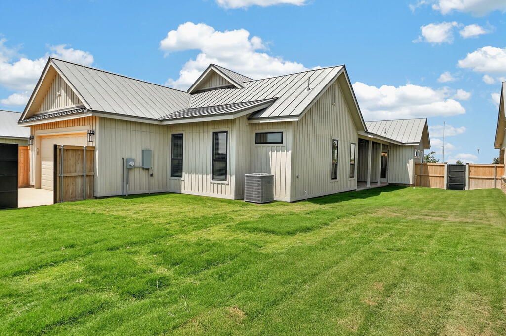 5604 Lost Creek Loop Property Photo 76