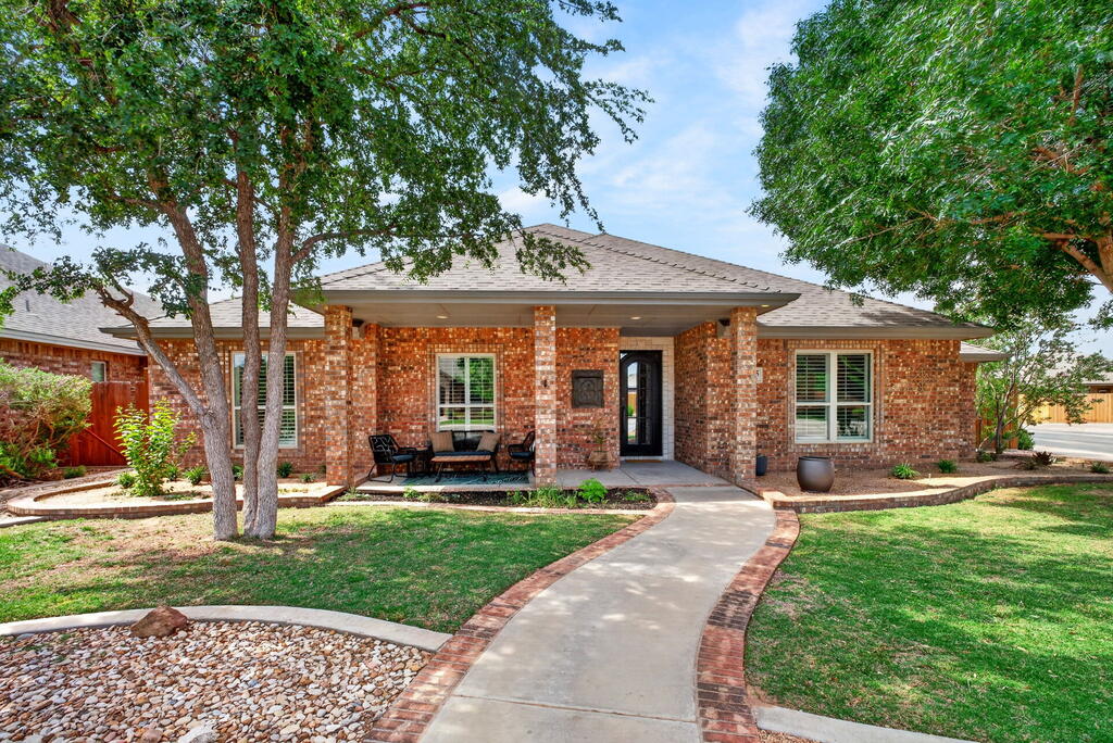5915 Sabine Dr Property Photo 1