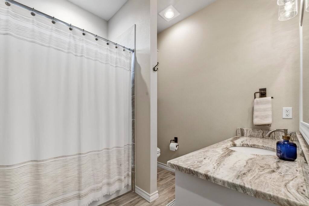 4413 Escondido Ct Property Photo 45