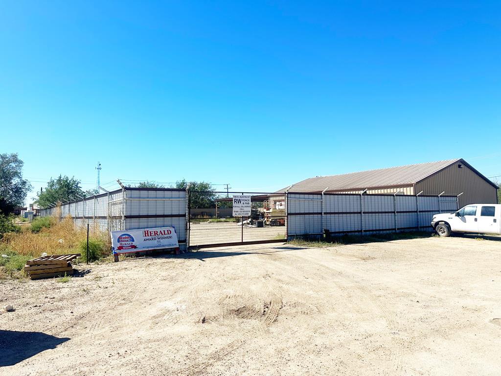 100 Austin St Property Photo 1