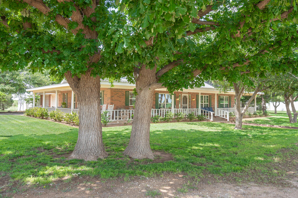10008 S County Rd 1213 Property Photo 50