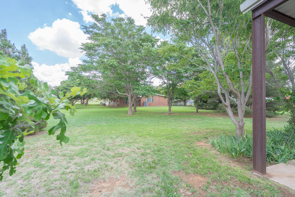10008 S County Rd 1213 Property Photo 57