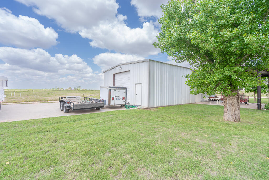 10008 S County Rd 1213 Property Photo 61