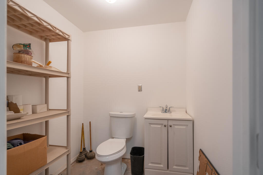 10008 S County Rd 1213 Property Photo 67
