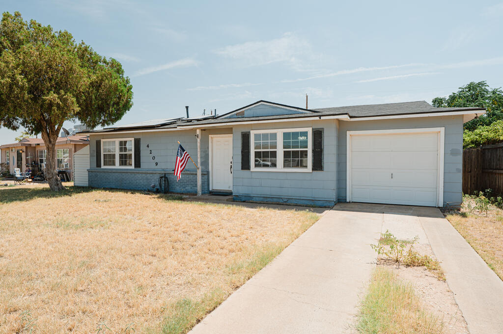 4209 Pleasant Dr Property Photo 1