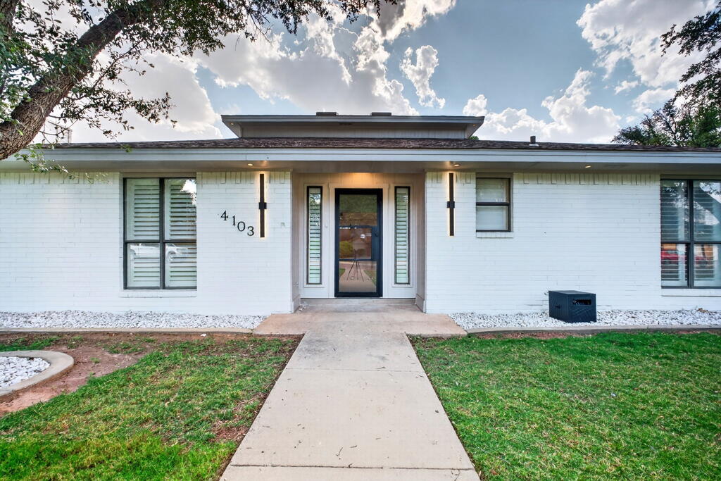 4103 Compton Dr Property Photo 5