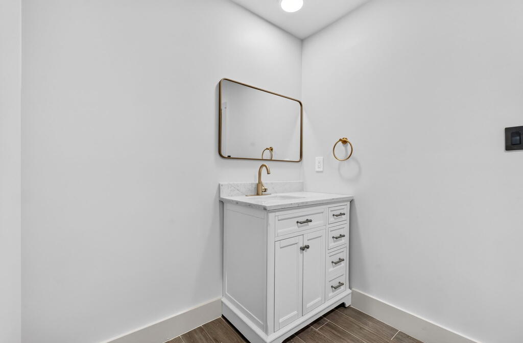 4103 Compton Dr Property Photo 63