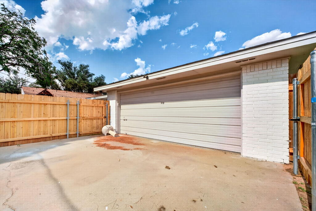 4103 Compton Dr Property Photo 79