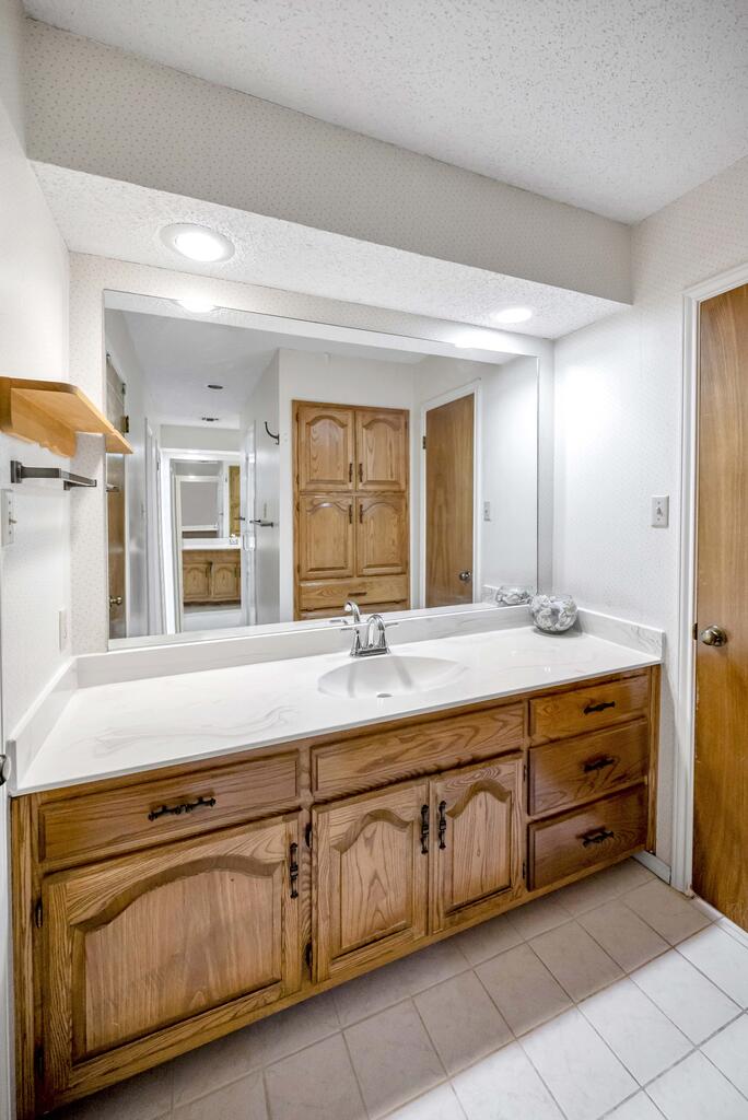 4503 Teakwood Trace Property Photo 17