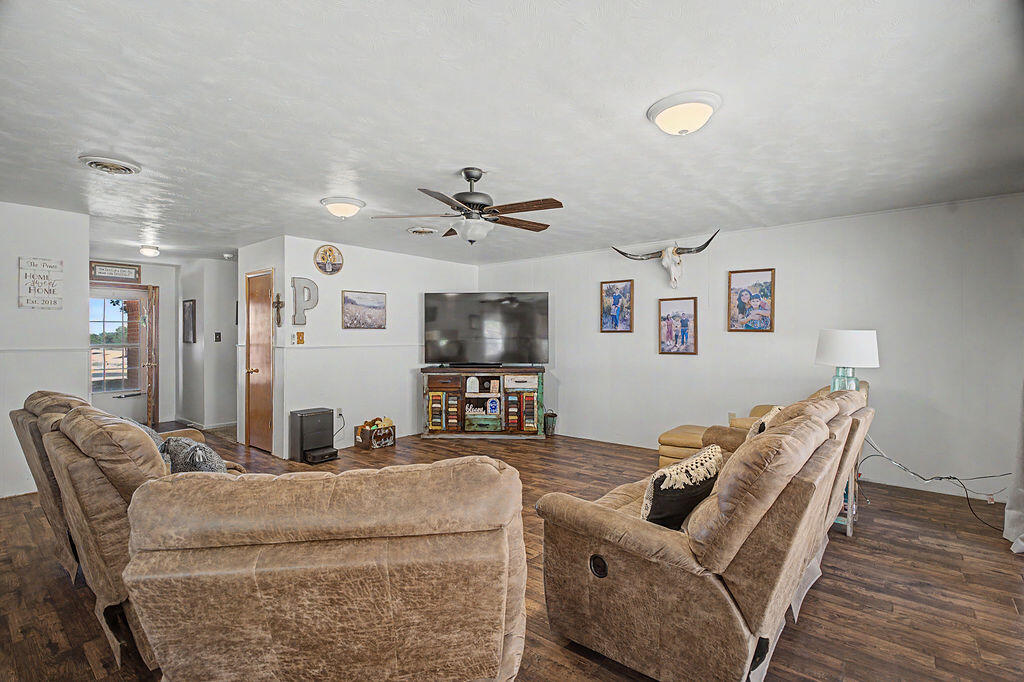 101 Ramsey Ave Property Photo 9