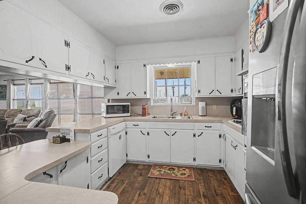 101 Ramsey Ave Property Photo 11