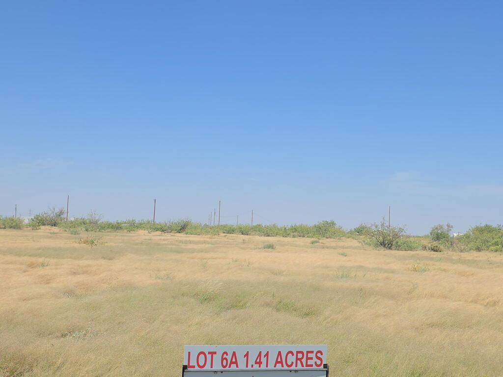 6624 S County Rd 1058 Property Photo 1