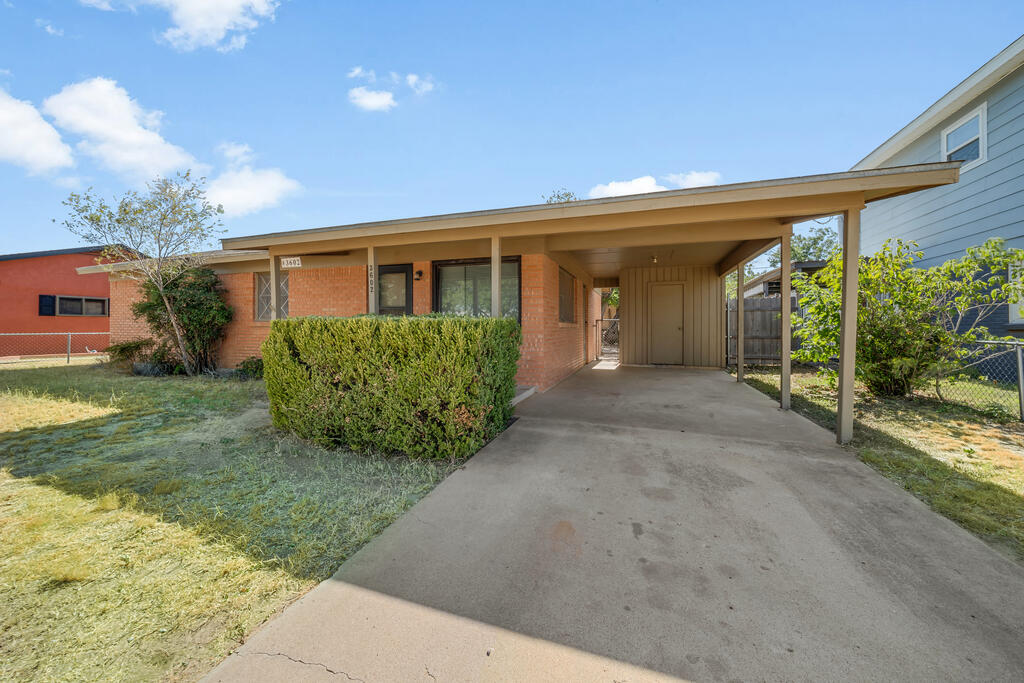 3602 Dixon Property Photo 3