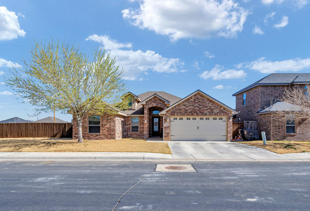 6108 Valley View St Property Photo 1