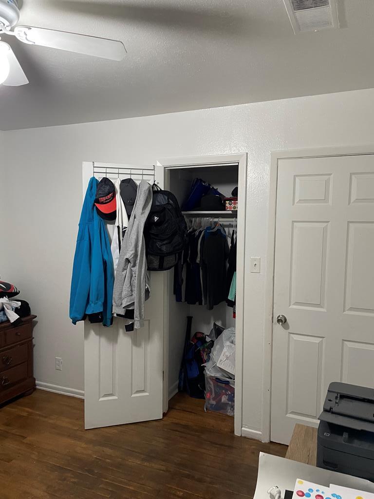 421 Dallas St Property Photo 7