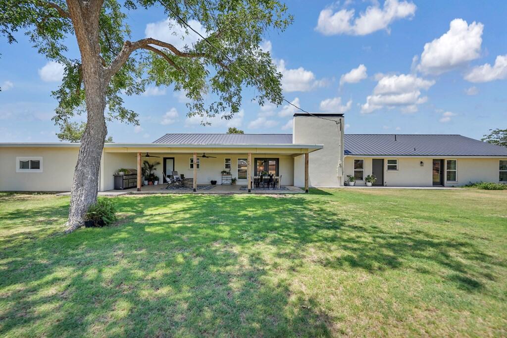 4513 Robin Lane Property Photo 2