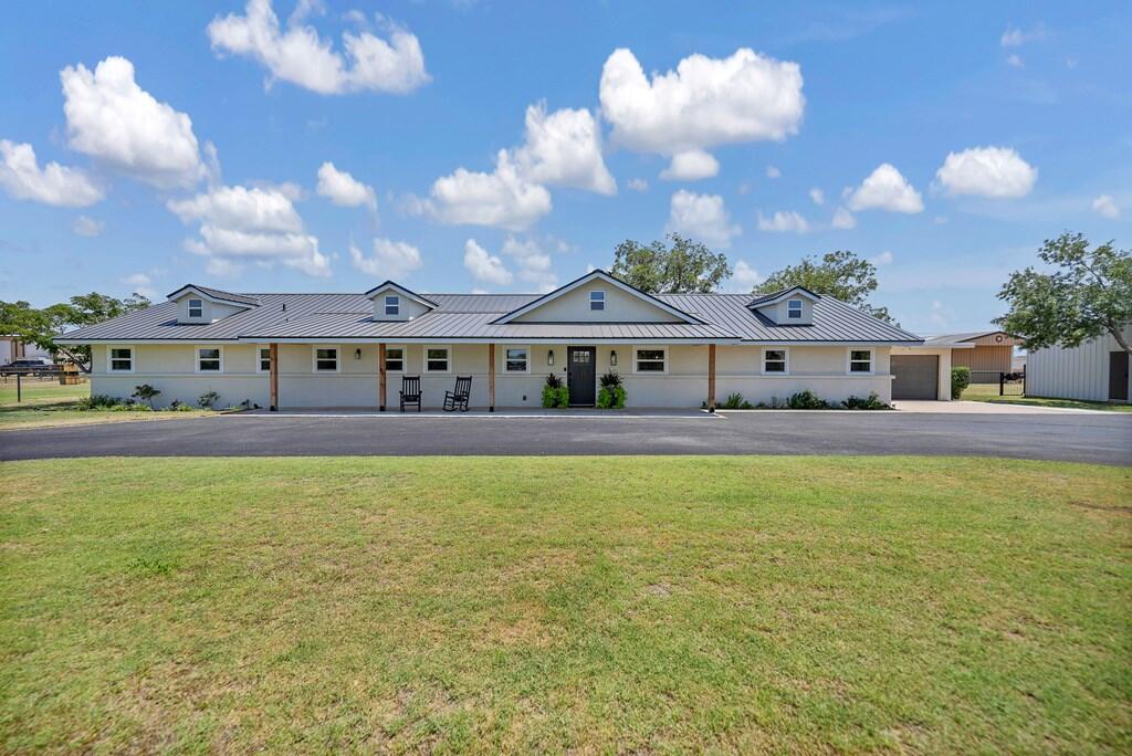 4513 Robin Lane Property Photo 3