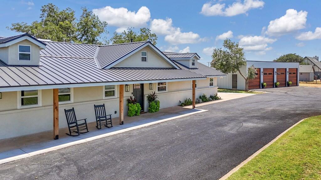 4513 Robin Lane Property Photo 6