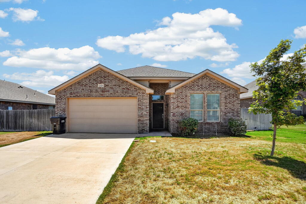 2320 Ridgeway Property Photo 1