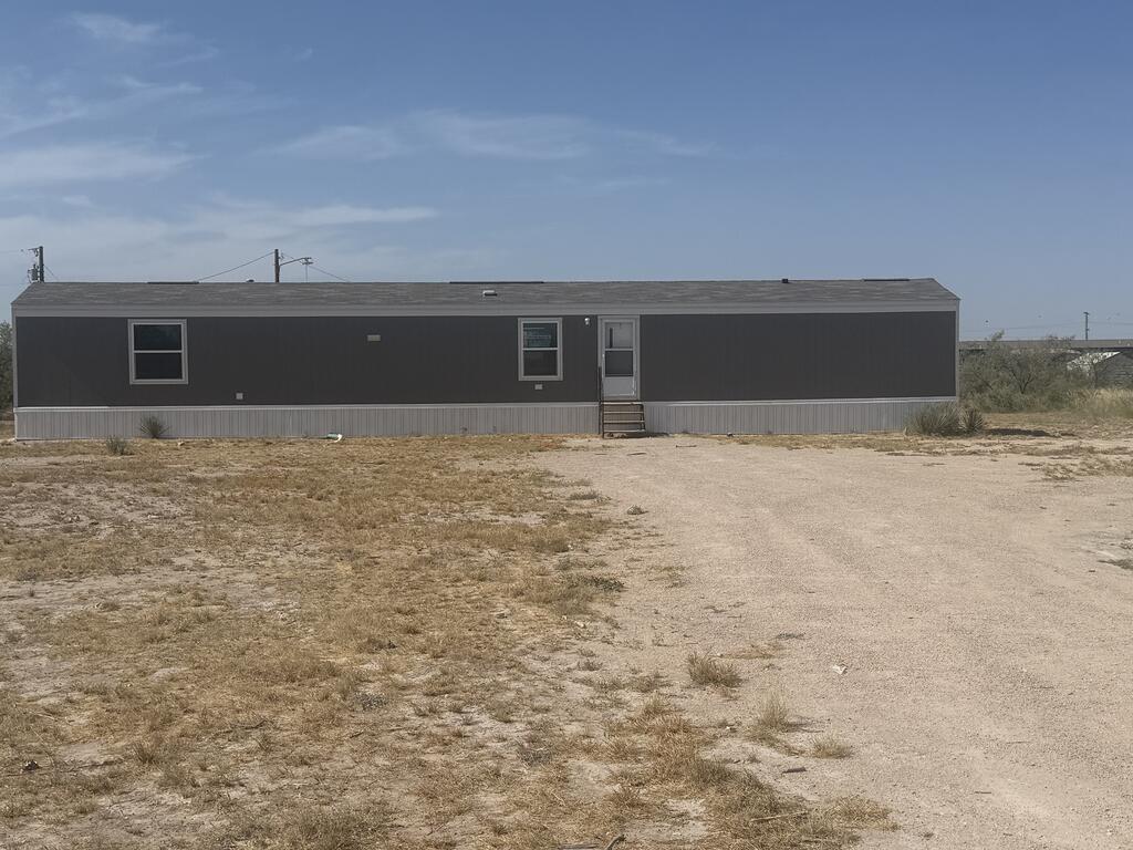 13706 W County Rd 172 Property Photo 1