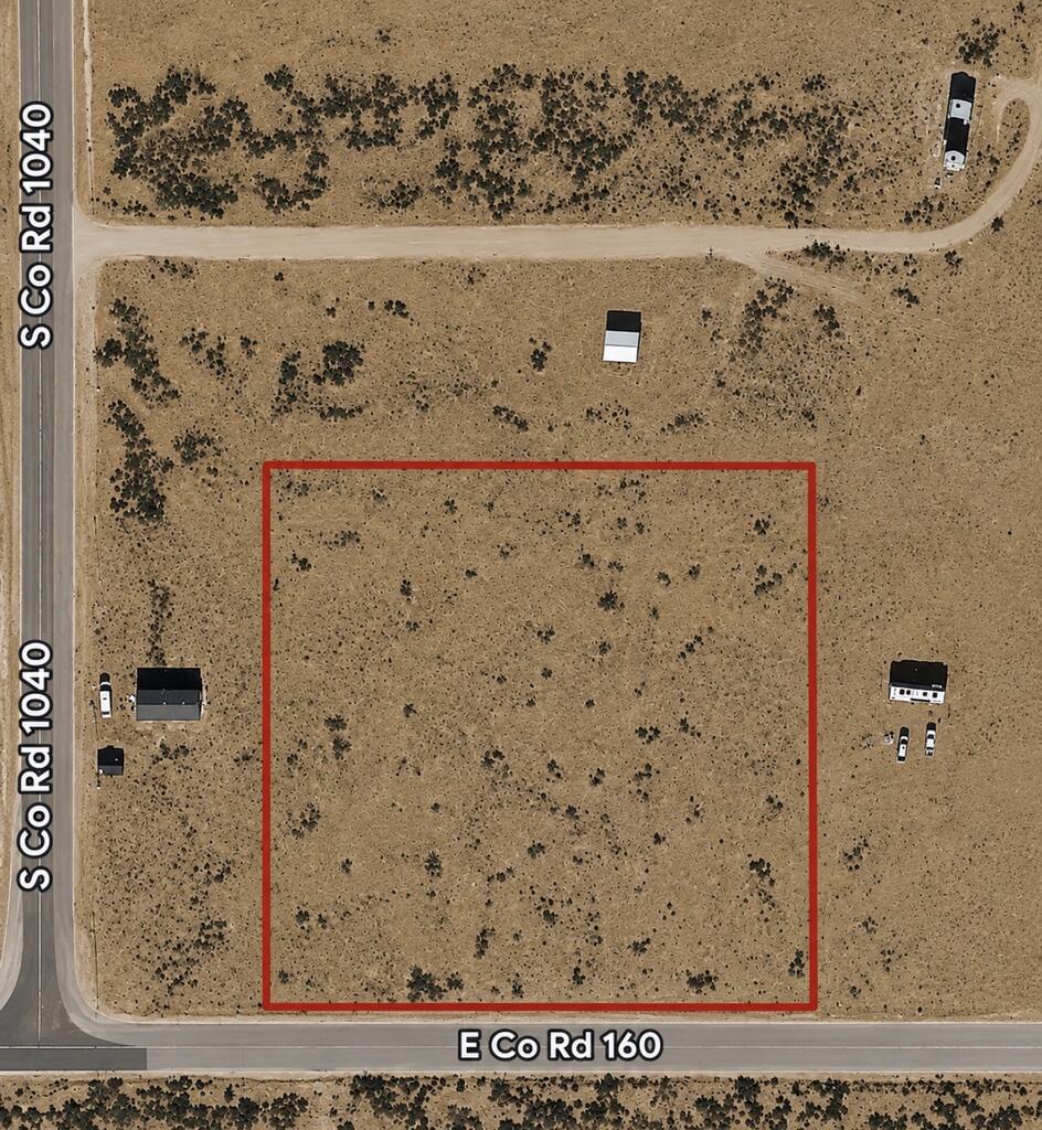 15015 E County Rd 160 Property Photo 1