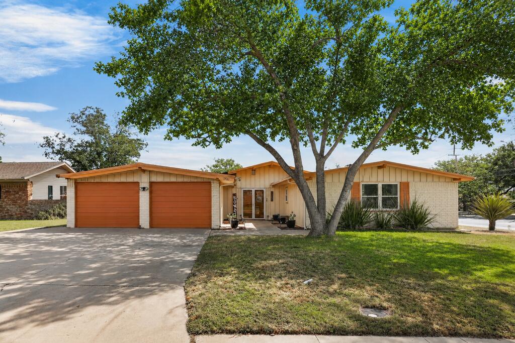 1700 Culver Dr Property Photo 1