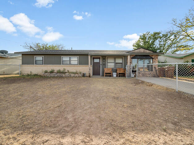 3703 Caroline Property Photo 1