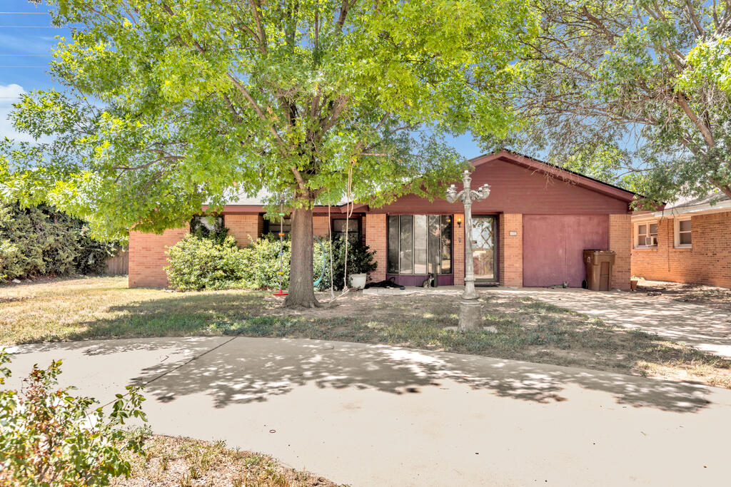 1016 Baylor Blvd Property Photo 1