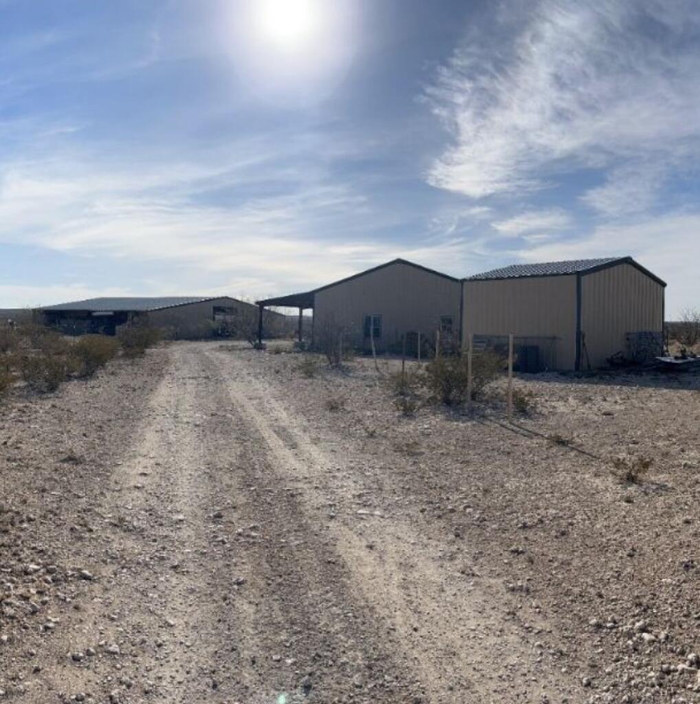 2050 Dagger Dr Property Photo 1