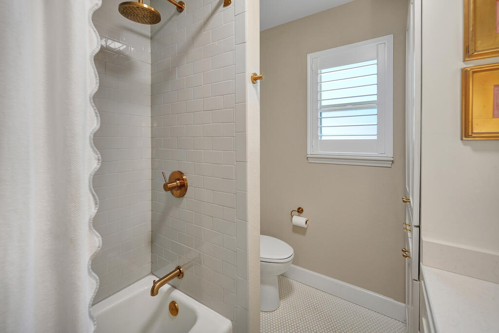 2808 Stutz Dr Property Photo 31