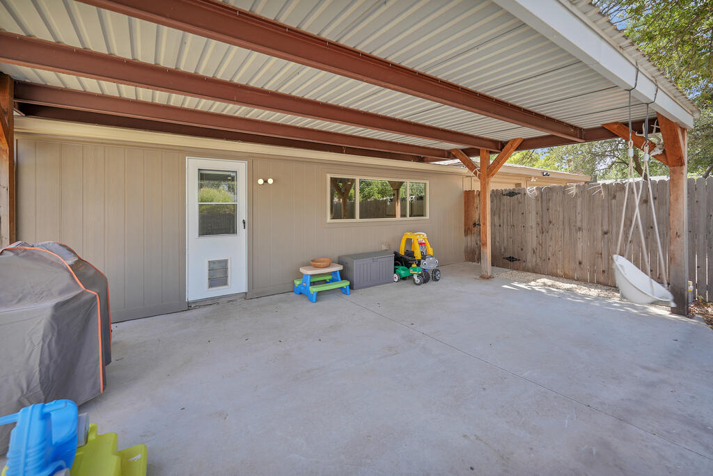 2808 Stutz Dr Property Photo 36