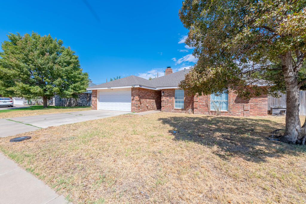 3604 Springmont Dr Property Photo 1
