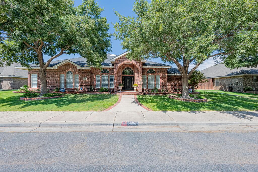 5806 Highland Blvd Property Photo 1