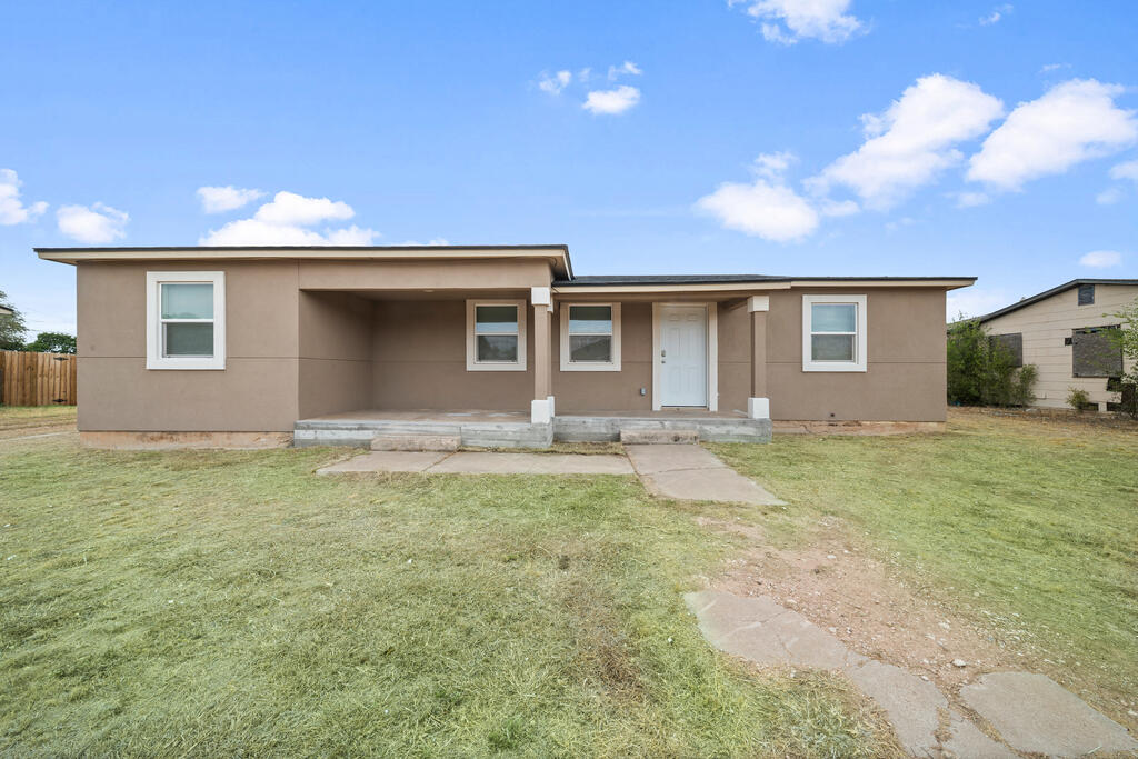 1513 Wood St Property Photo 1