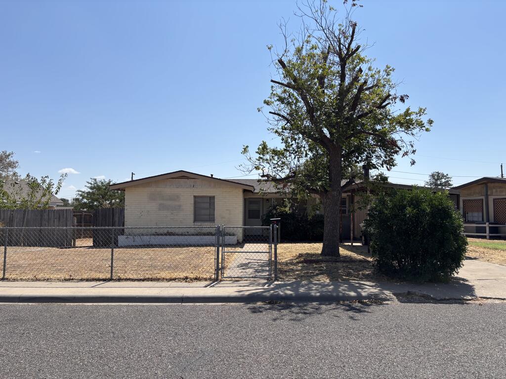 3824 Bowie Dr Property Photo 1