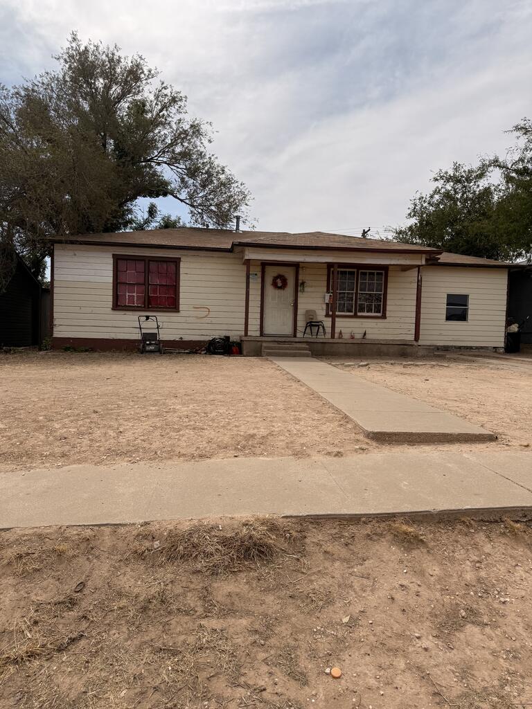 1310 Tucson Rd Property Photo 1