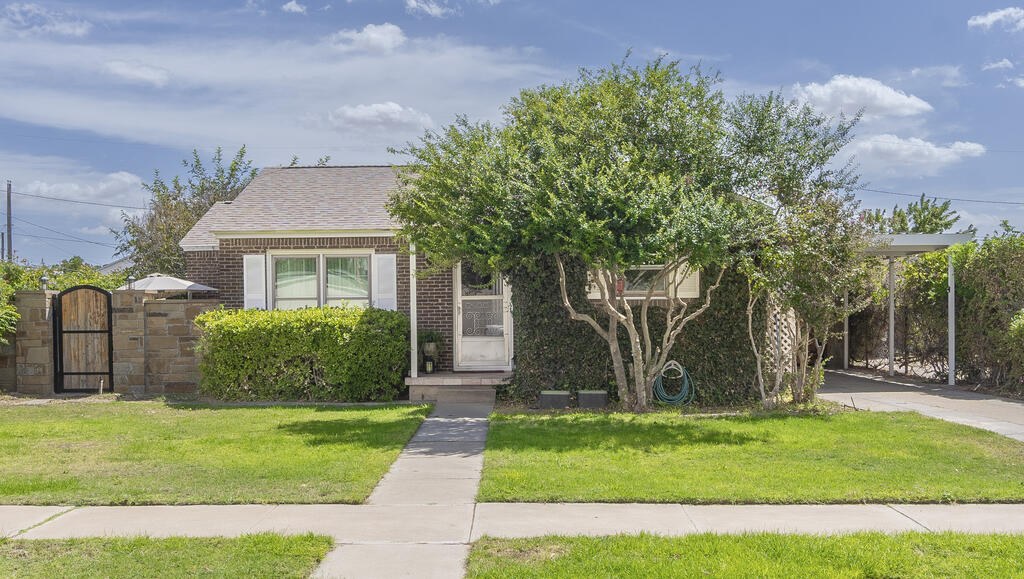 417 Ridgewood Rd Property Photo 1