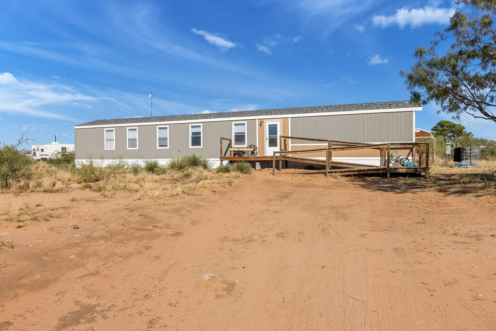 9912 W County Rd 56 Property Photo 1