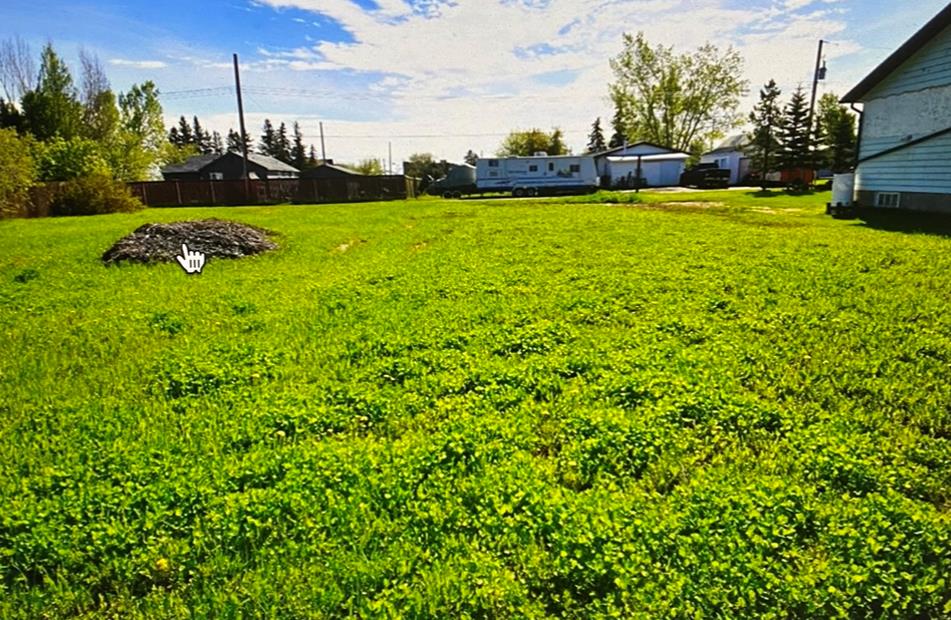 4727 53 Street Property Photo