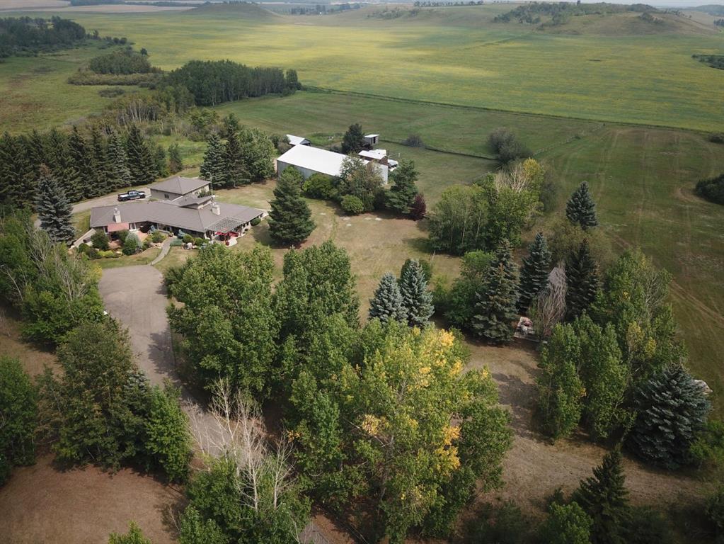 24 Clover View Crescent Property Photo 1