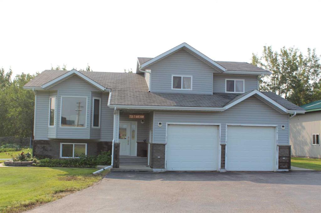 725 7th Avenue Property Photo