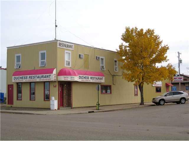 102 Railway Avenue Property Photo