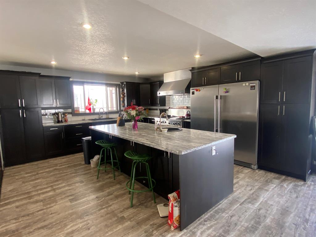 225041 690 Property Photo 11