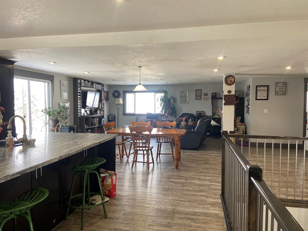 225041 690 Property Photo 13
