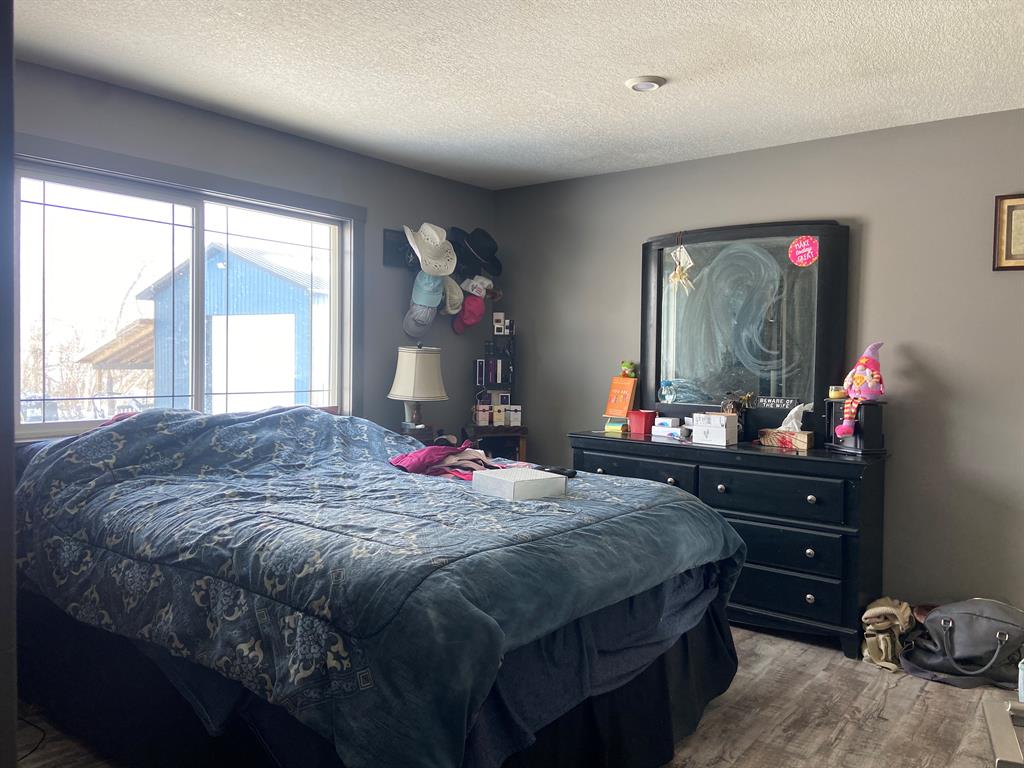225041 690 Property Photo 20