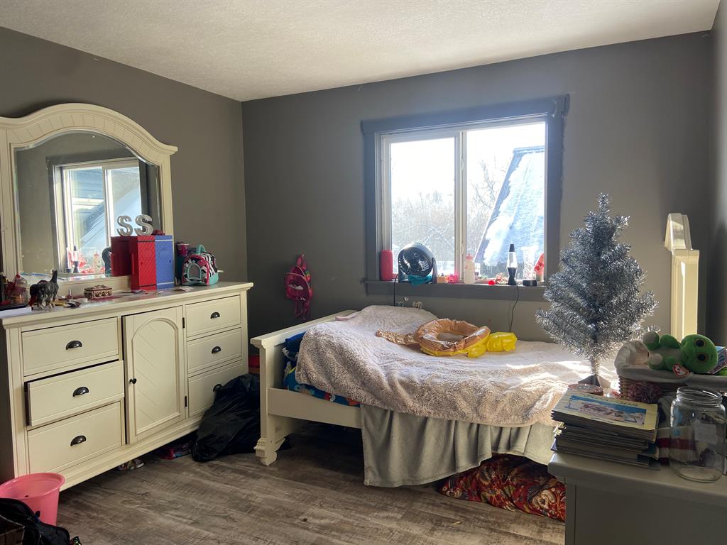 225041 690 Property Photo 23