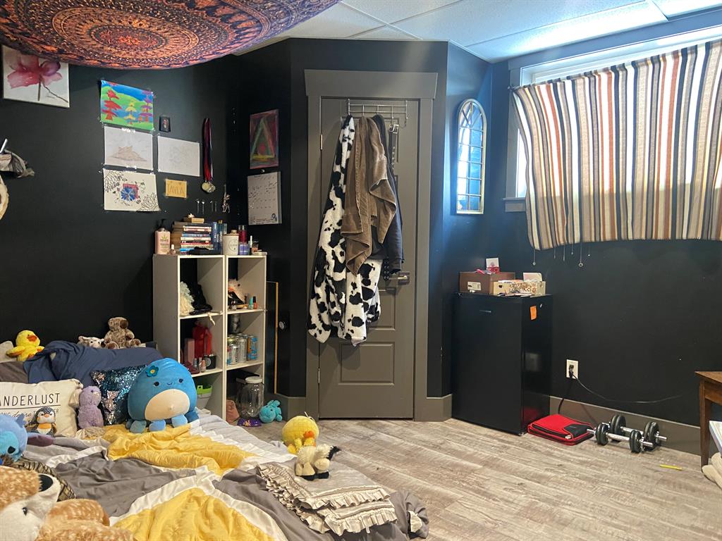 225041 690 Property Photo 32