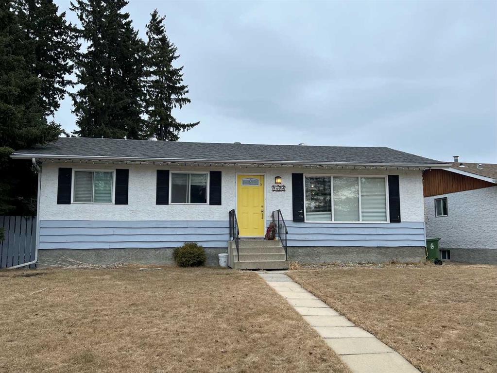 1429 53 Street Property Photo 3