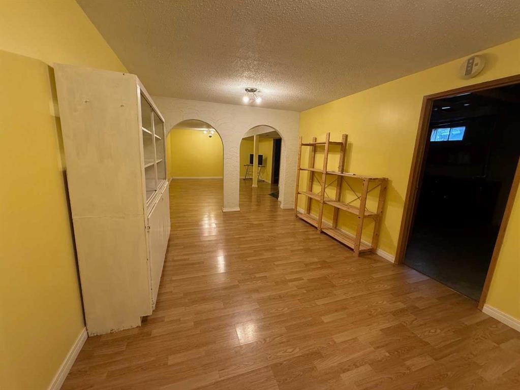 1429 53 Street Property Photo 14